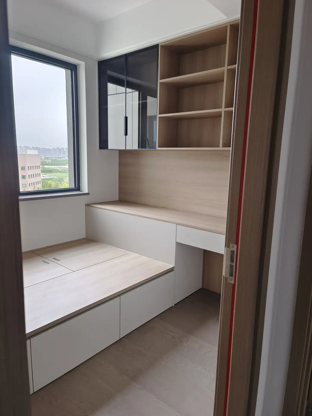 中海寰宇天下117㎡卡萨进口水洗橡胶木现代简约风格全屋定制图片5
