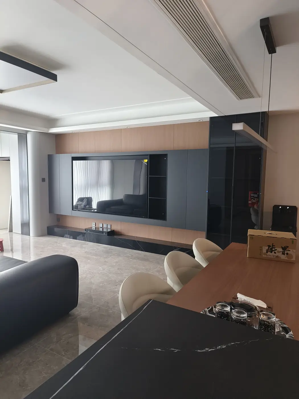招商臻境140㎡巴西博耐克+爱格现代简约全屋定制图片4